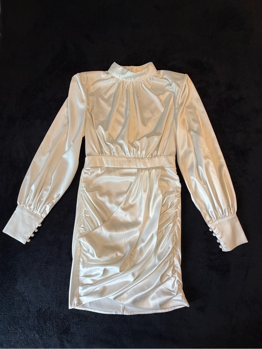 Elegant Ivory Long-Sleeve Ruched Dress